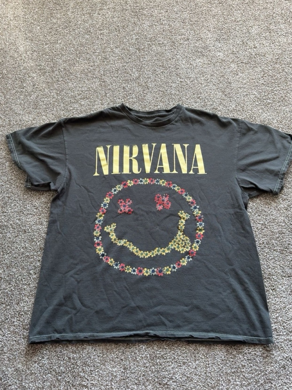 women’s Nirvana tshirt